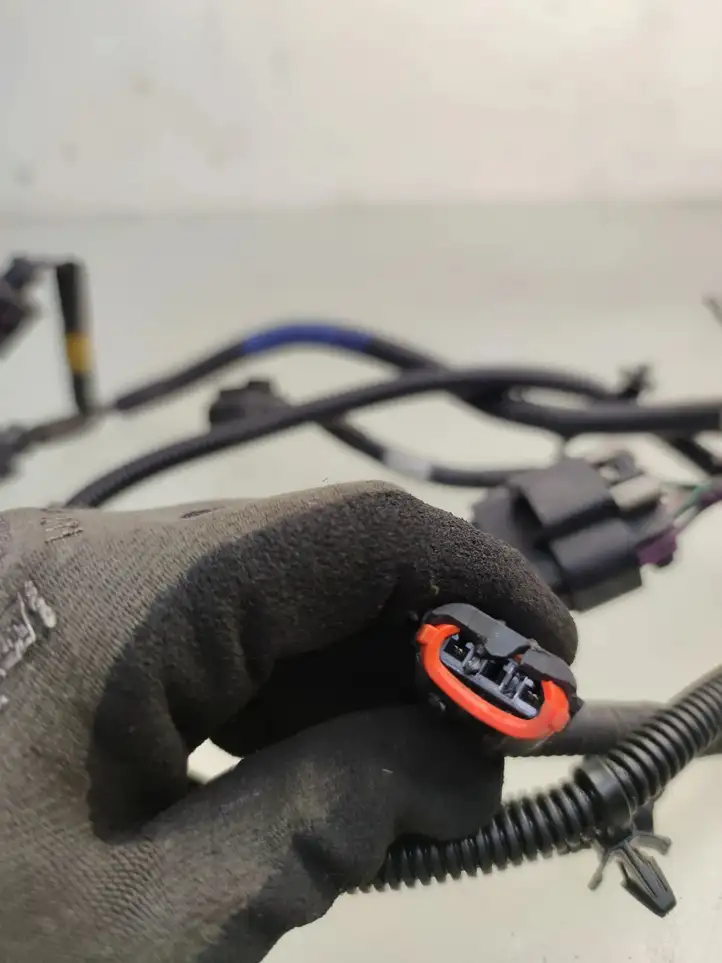 Chevrolet Captiva (2013 - 2016)  22737464 Другой проводник