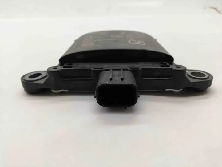 Toyota Yaris Cross (2020 - )  861620D010 Радар слепых зон