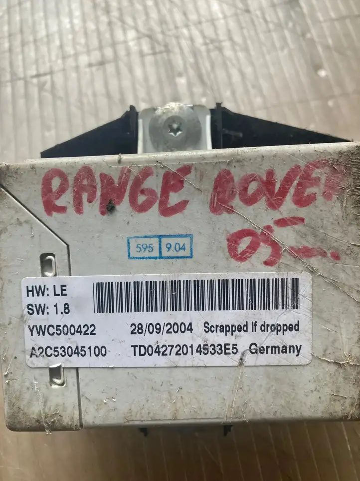 Land Rover Range Rover L322 (2002 - 2005) YWC500422 Блок Hi-Fi аудиосистемы — фото 2