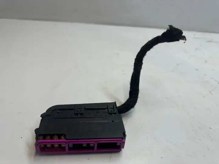 Porsche Macan (95B) (2019 - ) 8K0941824D Блок предохранителей — фото 1
