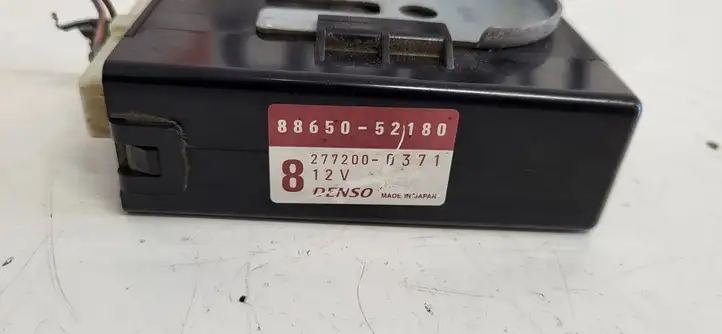 Toyota Yaris Verso (1999 - 2005) 8865052180 Модуль управления кондиционером — фото 5