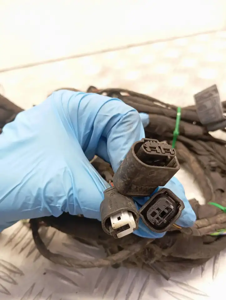 BMW 5 F10 F11 (2009 - 2016) 9216426 Прочая электропроводка — фото 3
