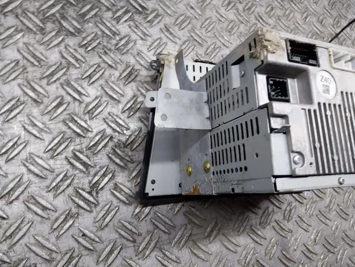 Subaru Legacy (2003 - 2009)   Радио/ проигрыватель CD/DVD / навигация