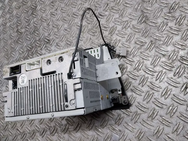 Subaru Legacy (2003 - 2009)   Радио/ проигрыватель CD/DVD / навигация