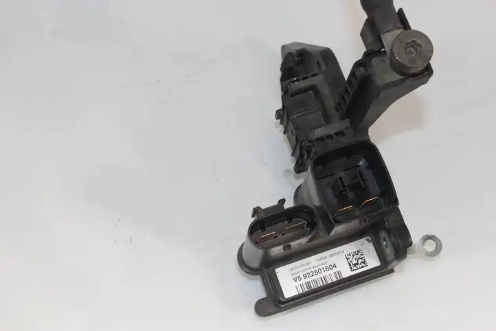 BMW 3 F30 F35 F31 (2012 - 2018) 922501604 Плюсовой провод аккумулятора — фото 3