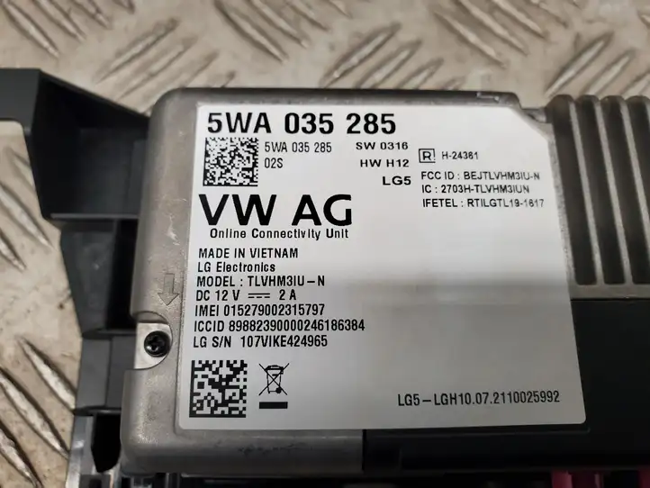 Volkswagen Atlas Cross Sport (2020 - ) 5WA035285 Блок GSM — фото 2