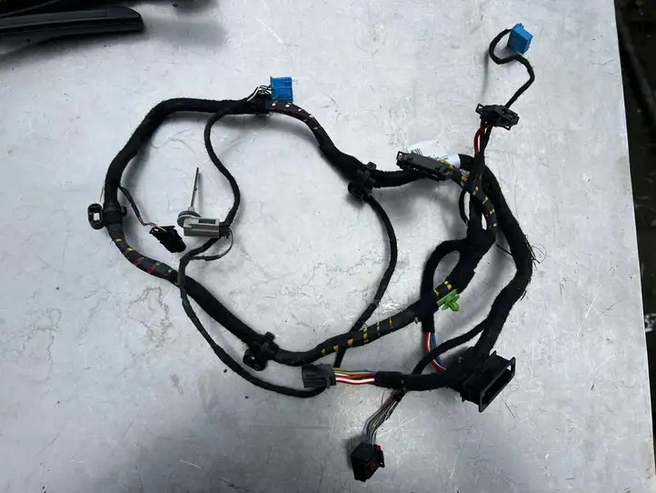 Volkswagen Touran I (2003 - 2010) 1T1971566N Прочая электропроводка — фото 1