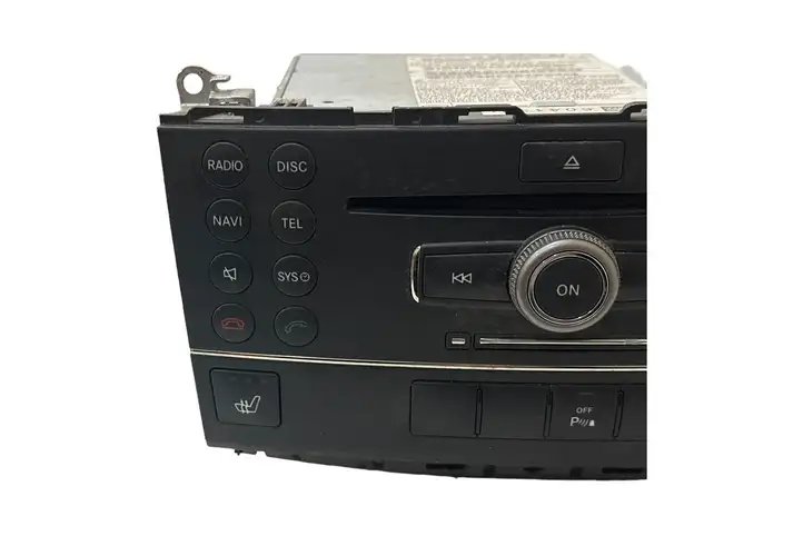 Mercedes-Benz C W204 (2007 - 2014) A2048706889 Магнитола / мультимедийная система — фото 3