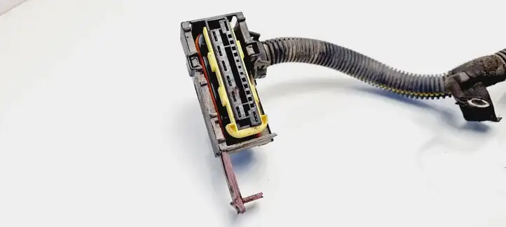 Opel Zafira (2003 - 2006)  90589172 Проводка вентилятора охлаждения