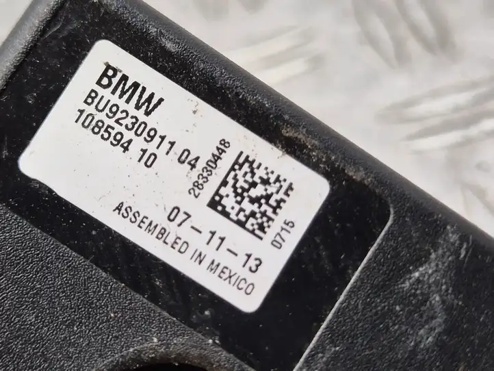 BMW X6 E71 (2008 - 2014) 9230911 Усилитель антенны — фото 2