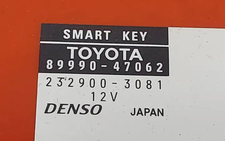 Toyota Prius (XW30) (2009 - 2015) 8999047062 Блок бесключевого доступа — фото 3