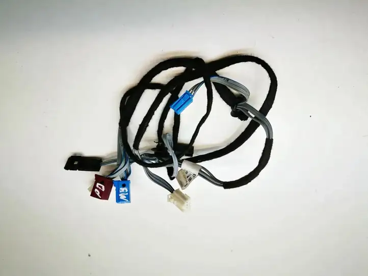Mercedes-Benz C W204 (2007 - 2014) A2045409533 Проводка передней двери — фото 3