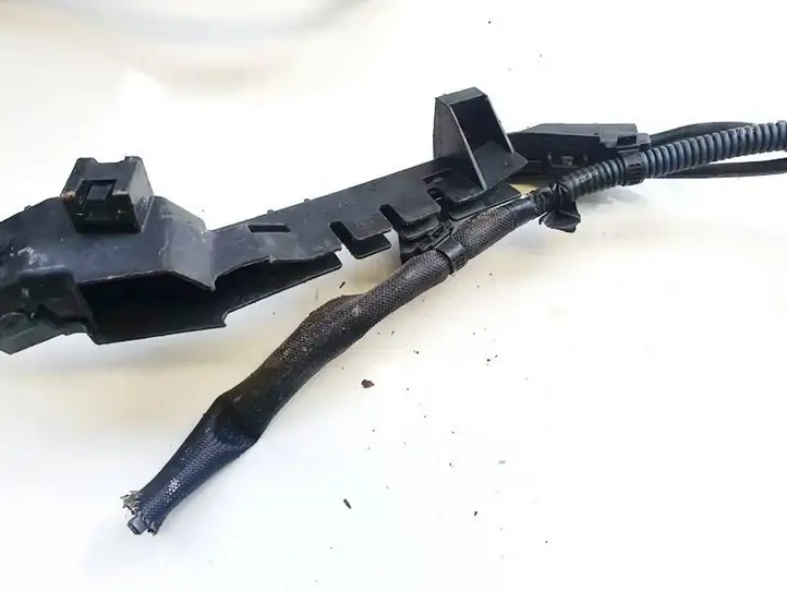 Toyota Corolla Verso AR10 (2004 - 2009) 8281505150 Прочая электропроводка — фото 3