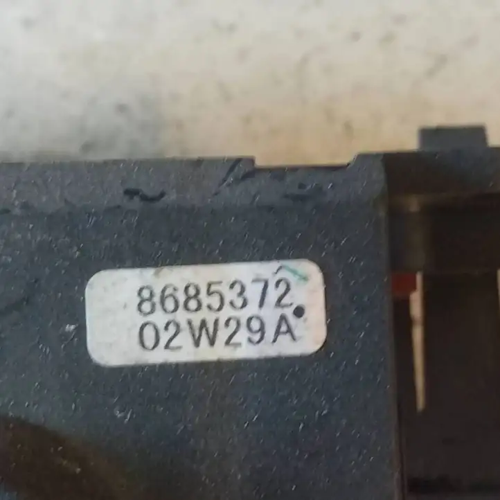 Volvo V70 (2000 - 2004) 8685372 Датчик угла поворота руля — фото 6
