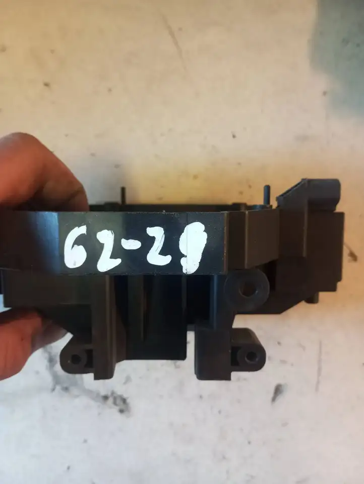 Volvo V50 (2004 - 2008) 30772253 Датчик угла поворота руля — фото 5