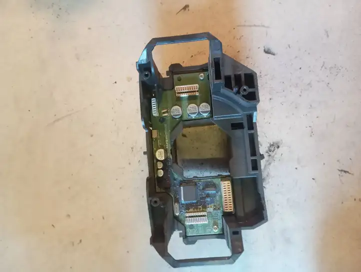 Volvo S80 (2006 - 2009) 30773859 Датчик угла поворота руля — фото 1