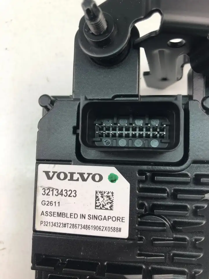 Volvo XC60 (2017 - ) 32134323 Модуль управления видео — фото 4