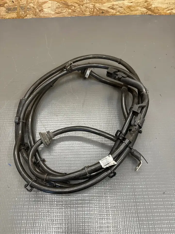 Porsche 911 991 (2011 - 2019)  95B971225C Минусовый провод (аккумулятора)