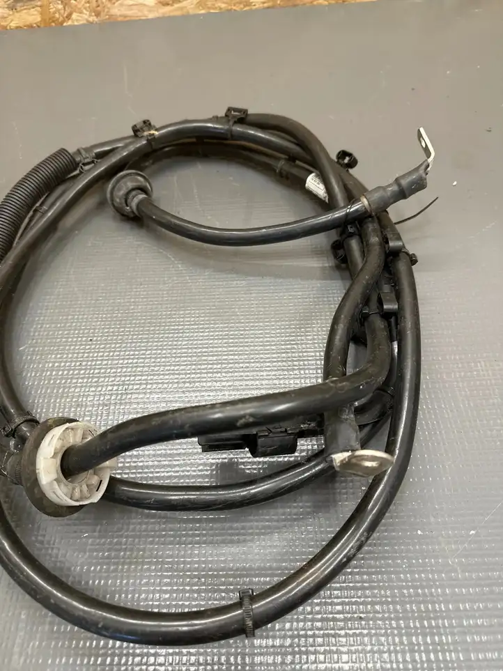 Porsche 911 991 (2011 - 2019)  95B971225C Минусовый провод (аккумулятора)