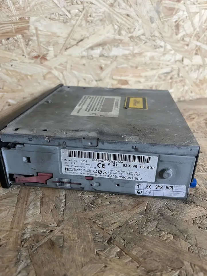 Mercedes-Benz E W211 (2002 - 2009)  HS065S37561766 Радио/ проигрыватель CD/DVD / навигация