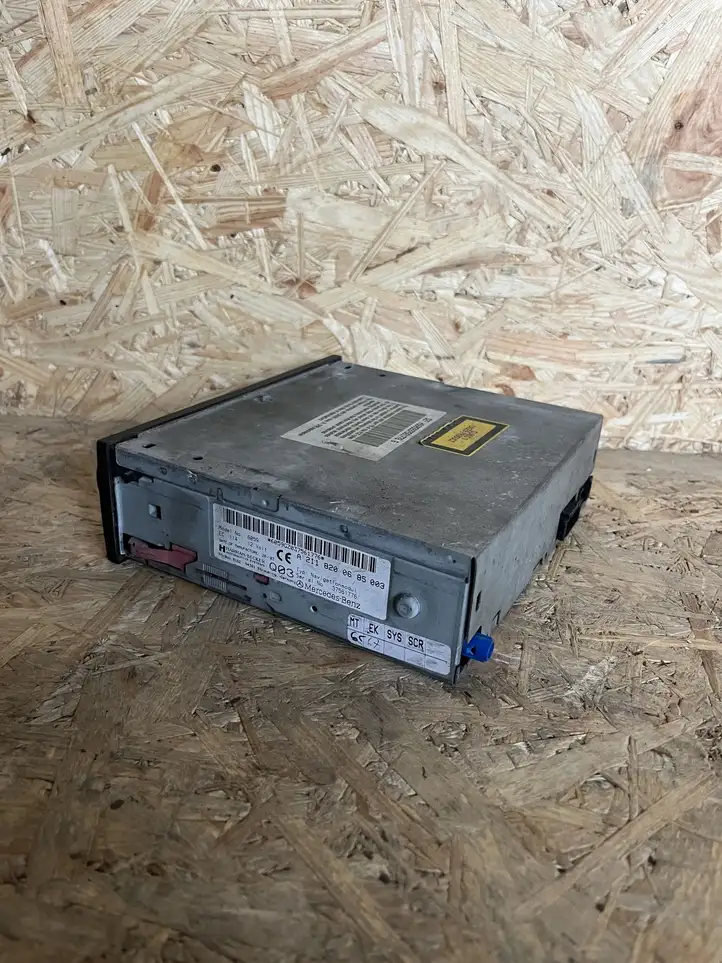 Mercedes-Benz E W211 (2002 - 2009)  HS065S37561766 Радио/ проигрыватель CD/DVD / навигация