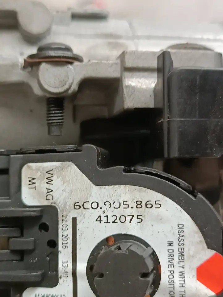 Seat Ibiza IV (6J,6P) (2008 - 2017) 6C0905865 Комплект оси рулевого колеса — фото 4