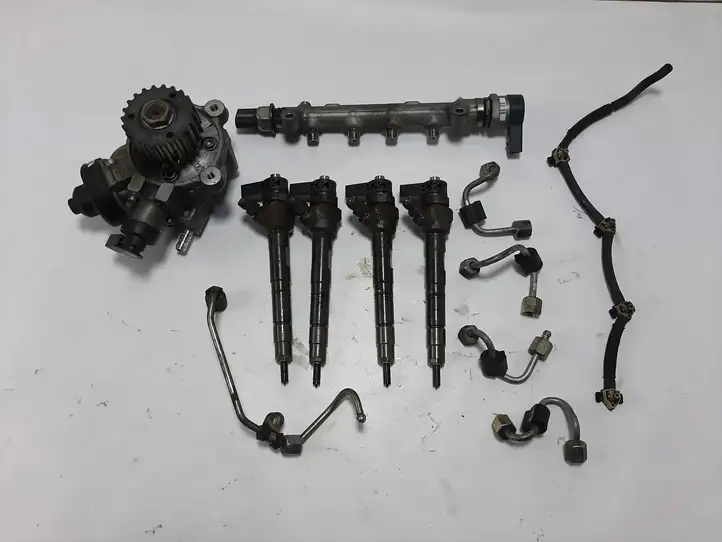 Skoda Octavia Mk3 (5E) (2013 - 2019) 04L130755D Комплект системы впрыска — фото 2