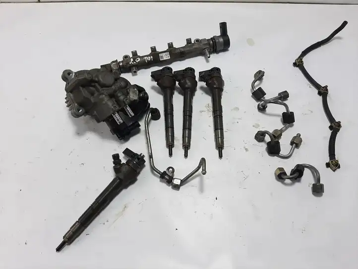 Skoda Octavia Mk3 (5E) (2013 - 2019) 04L130755D Комплект системы впрыска — фото 7