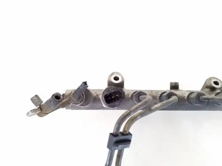 Opel Astra H (2004 - 2009) 0445214049 Магистральная топливная трубка — фото 3