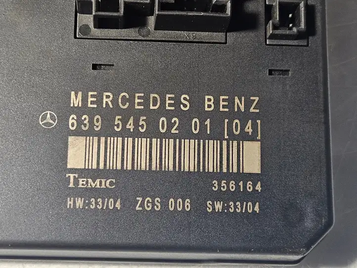 Mercedes-Benz Vito Viano W639 (2003 - 2010) 6395450201 Блок предохранителей — фото 9