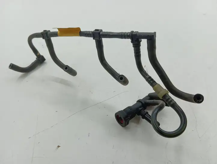 Nissan Juke I F15 (2010 - 2018) 8201003975 Шланг обратки топлива — фото 1