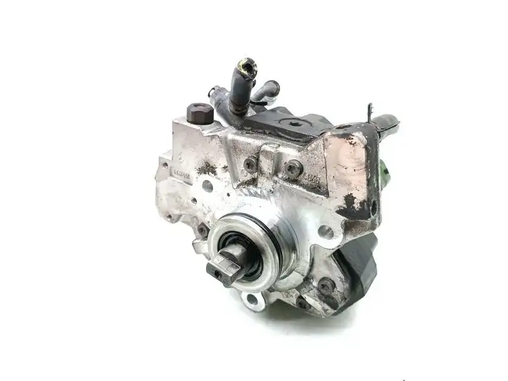Toyota Auris E180 (2012 - 2018) 22100-0W020 Топливный насос — фото 1