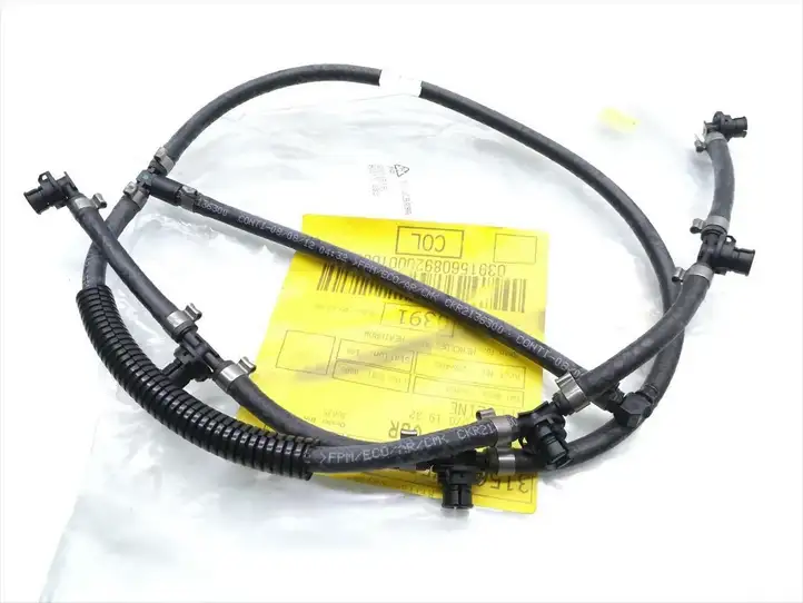 Mercedes-Benz ML W164 (2005 - 2011) A6420701932 Шланг обратки топлива — фото 1