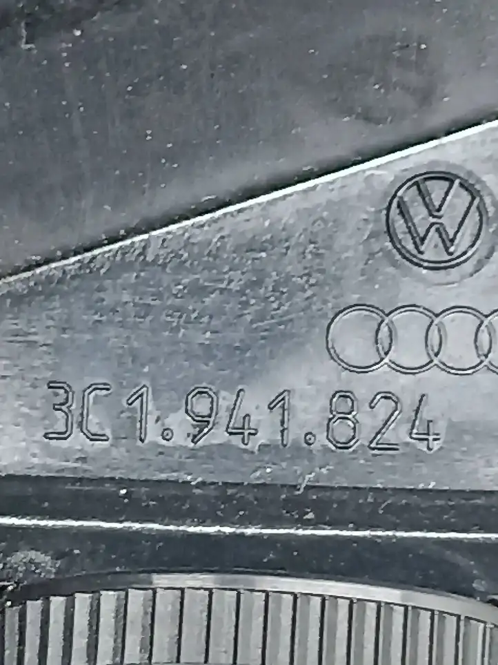Volkswagen PASSAT B6 (2005 - 2010) 3C1941824 Блок предохранителей — фото 6