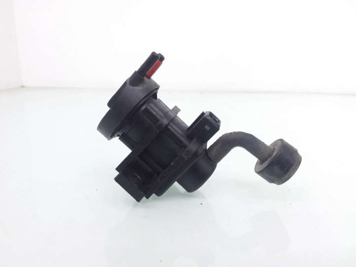 09128022 Opel Omega B2 Solenoidinis vožtuvas