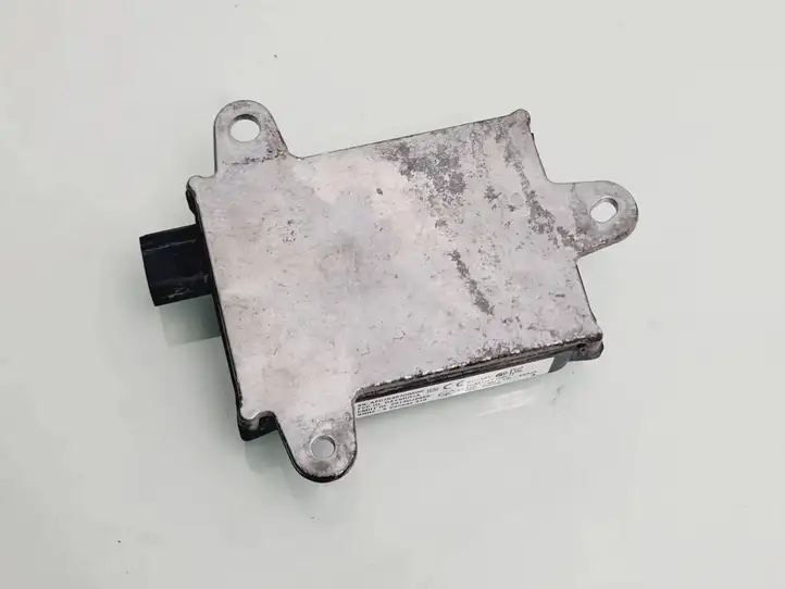 Toyota Land Cruiser (J150) (2009 - ) 2013DJ8859 Радар контроля слепых зон — фото 2