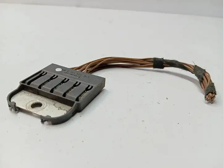 BMW 3 F30 F35 F31 (2012 - 2018) 8364525 Прочая электропроводка — фото 2
