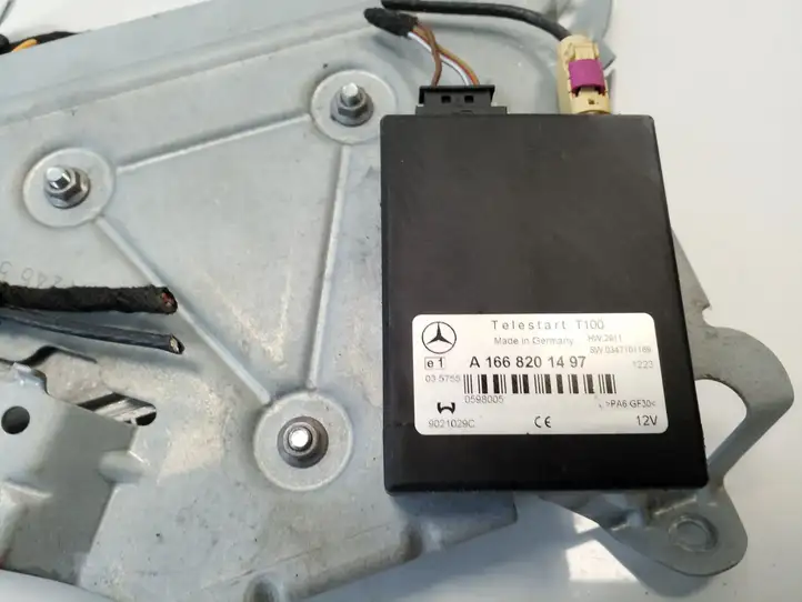 Mercedes-Benz E W212 (2009 - 2016) A1669003407 Блок Hi-Fi аудиосистемы — фото 4