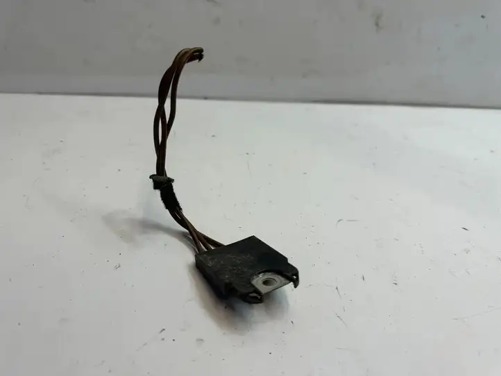 BMW 3 F30 F35 F31 (2012 - 2018) 8364523 Прочая электропроводка — фото 2