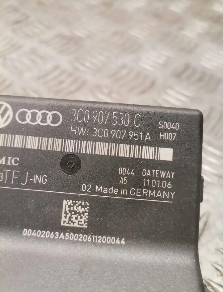 Volkswagen PASSAT B6 (2005 - 2010) Модуль Gateway — фото 2