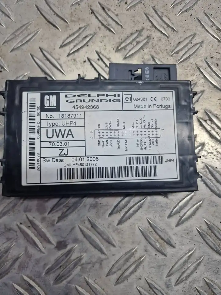 Opel Astra H (2004 - 2009) 454942368 Блок GSM — фото 3