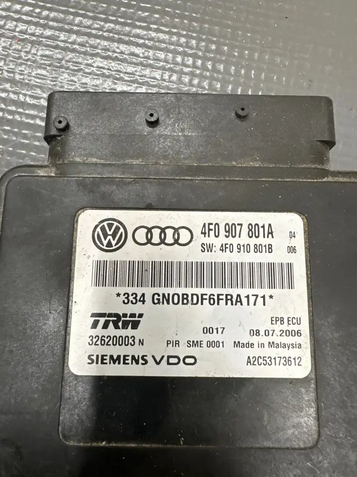 Audi A6 S6 C6 4F (2008 - 2011) 4F0907801A Блок управления тормозной системой — фото 3