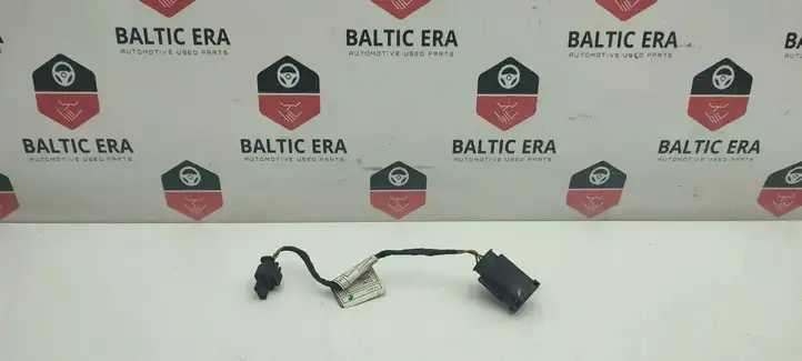 BMW 2 F46 (2015 - ) 8801725 Прочая электропроводка — фото 1