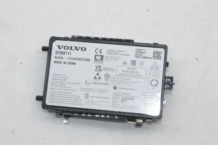 Volvo XC40 (2017 - ) 32389111 Модуль беспроводной зарядки — фото 1