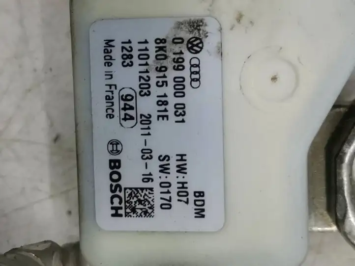 Audi A4 S4 B8 8K (2011 - 2015) 8K0915181E Минусовой провод аккумулятора — фото 4