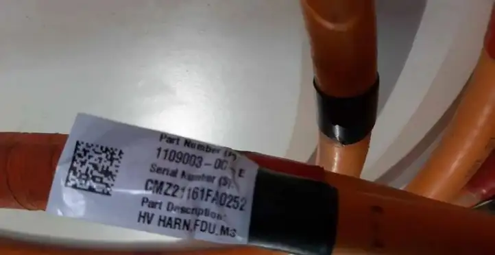 Tesla Model 3 (2017 - 2023) CMZ211161FA0252 Прочая электропроводка — фото 2