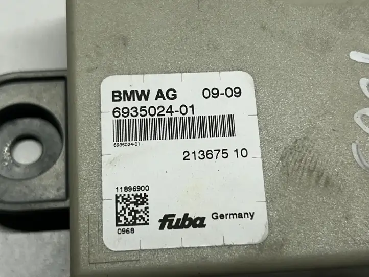 BMW 5 GT F07 (2010 - 2017) 6935024 Усилитель антенны — фото 11