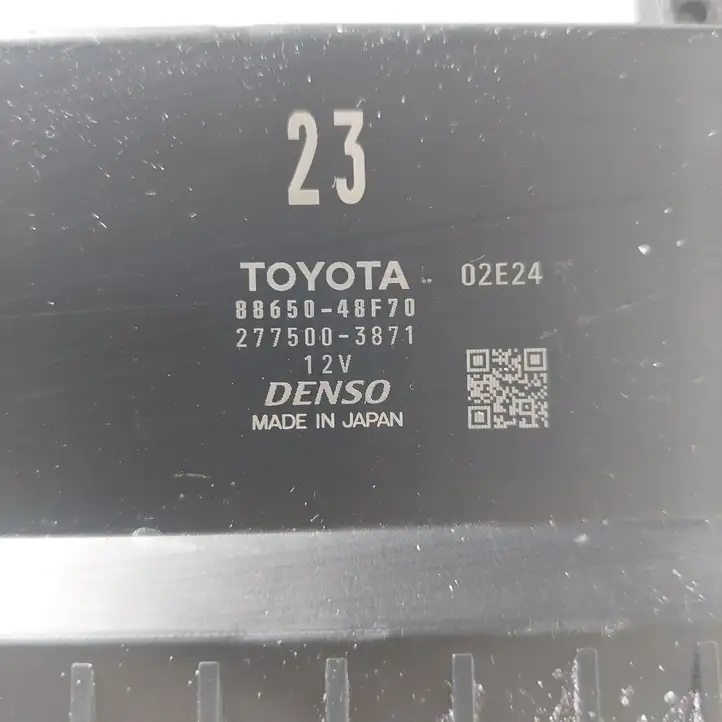 Lexus RX 450H (2019 - ) 8865048F70 Блок управления кондиционером — фото 5
