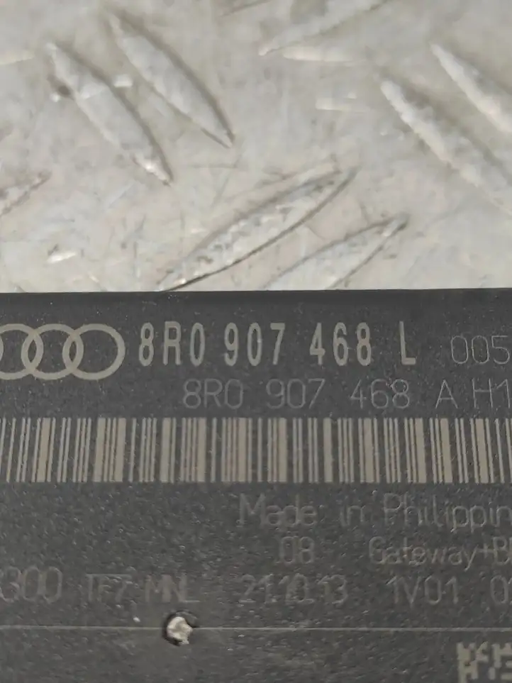 Audi A4 S4 B8 8K (2011 - 2015) 8R0907468L Модуль Gateway — фото 4