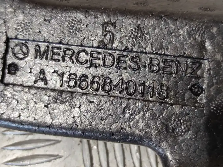 Mercedes-Benz GLS X166 (2015 - 2019) A1666840118 Прочие детали салона — фото 3
